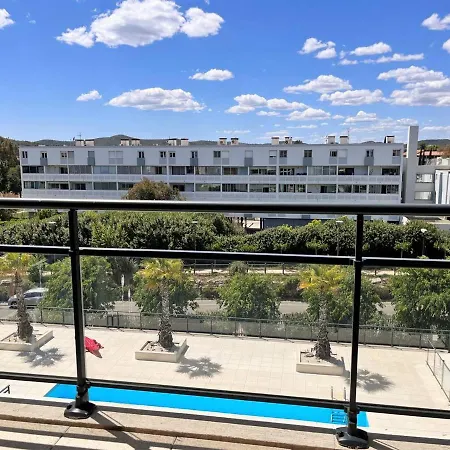 Apartment T2 Climatise Avec Grande Terrasse, Piscine Et Parking Privatif, Proche Et Commerces. - Fr-1-251-441 *